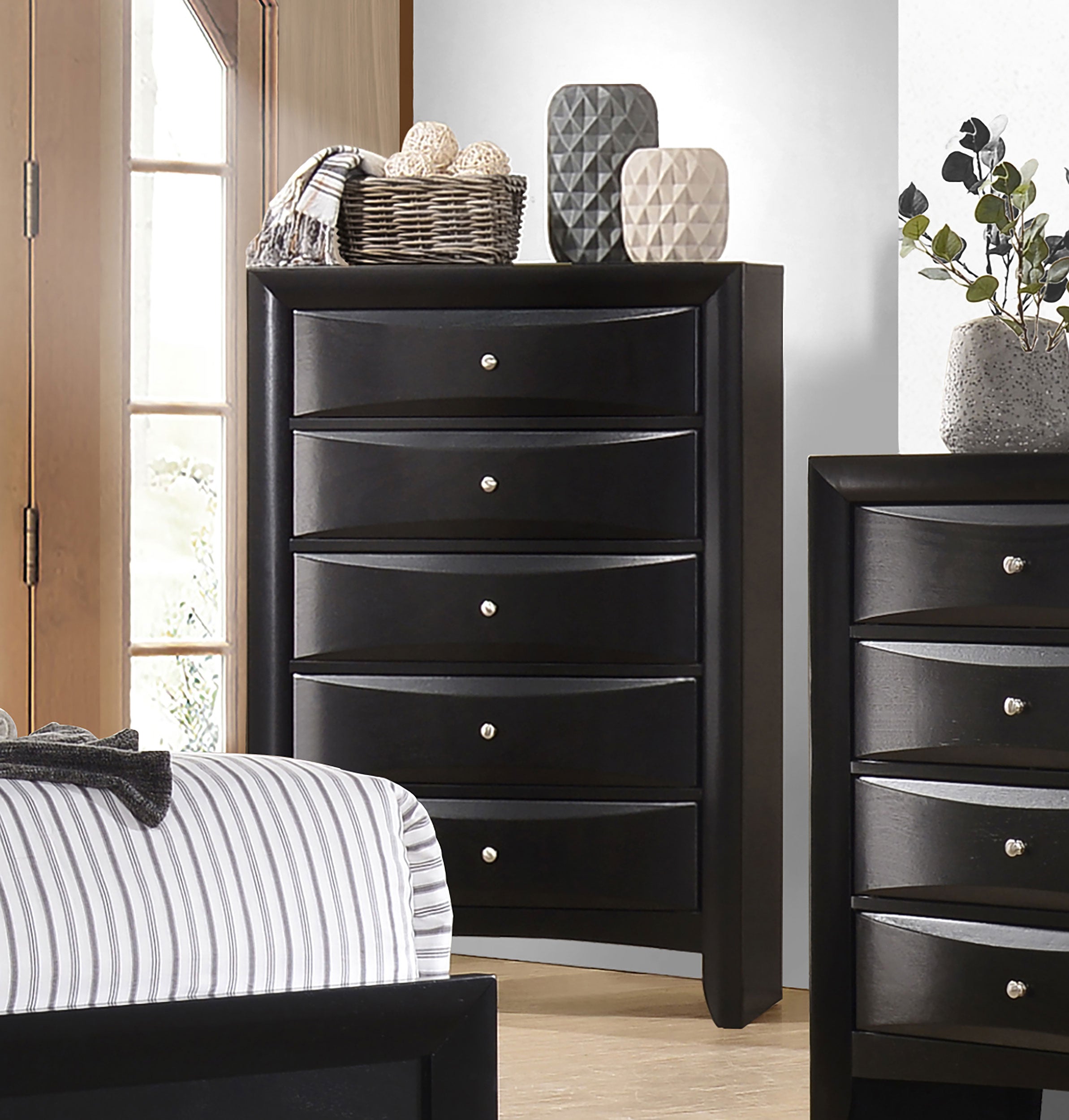 Briana Chest of Drawers - Joseph's Furniture (East Orange, NJ)