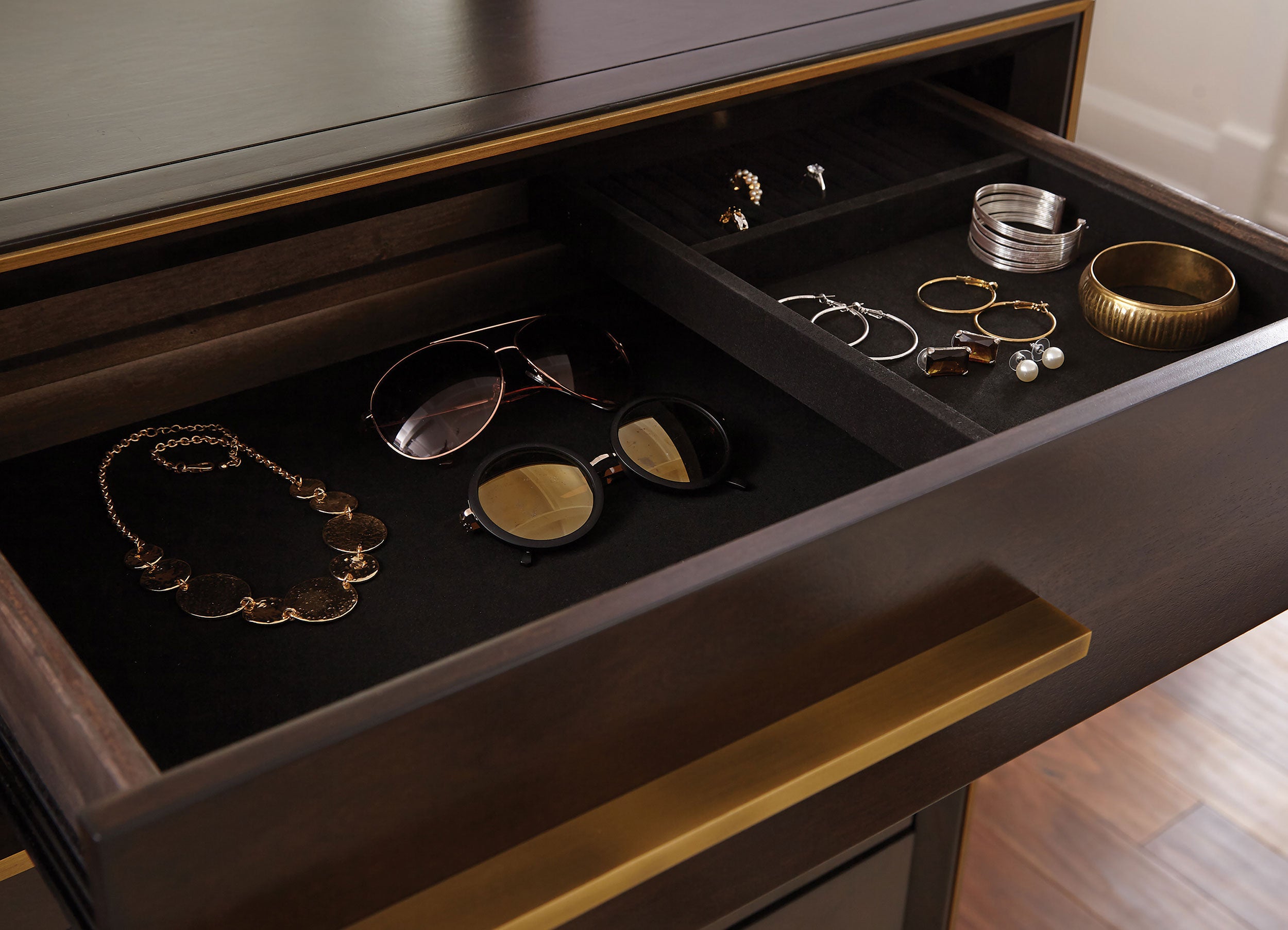 Durango Dresser with Mirror