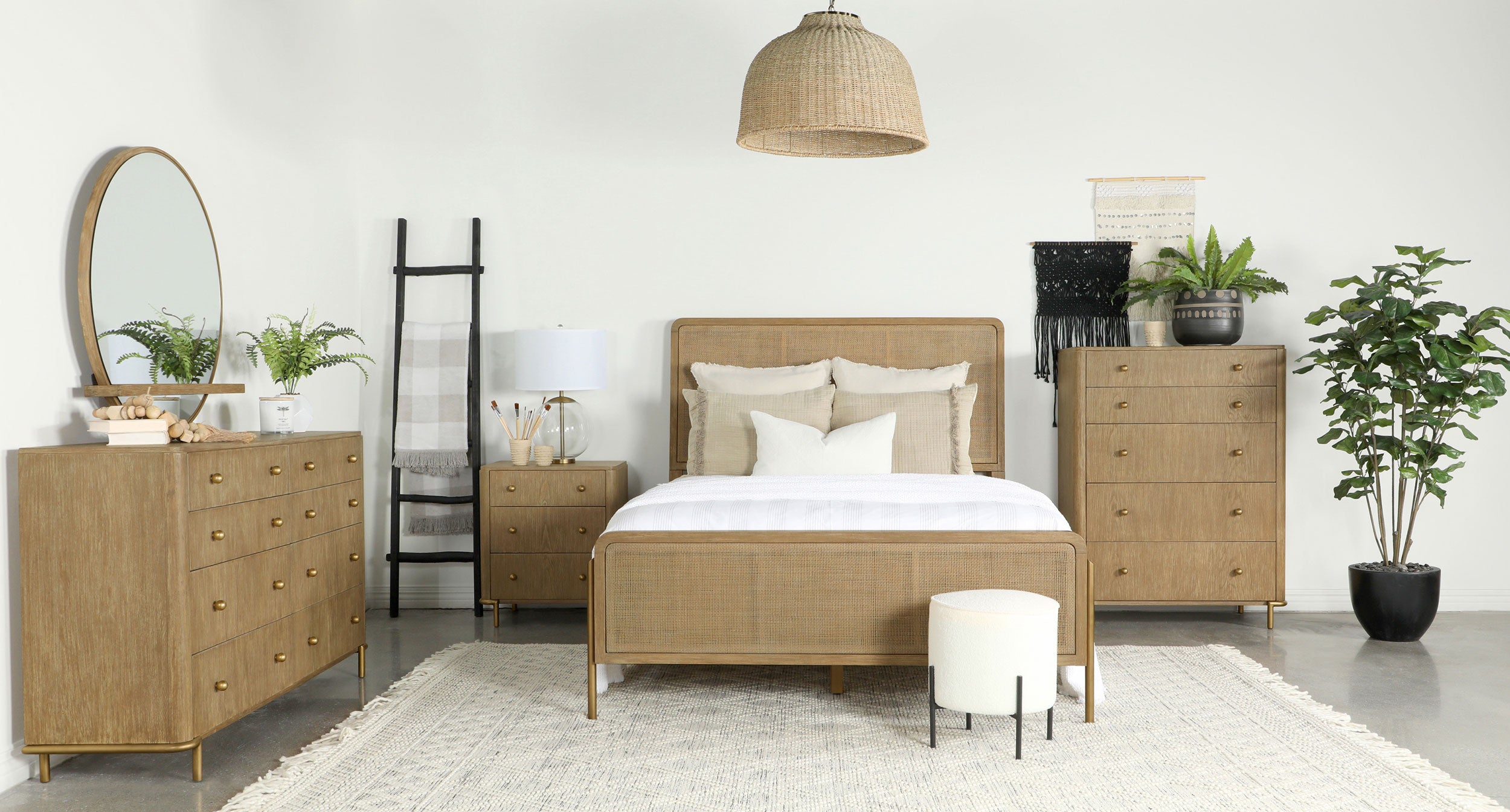 Arini Dresser with Mirror
