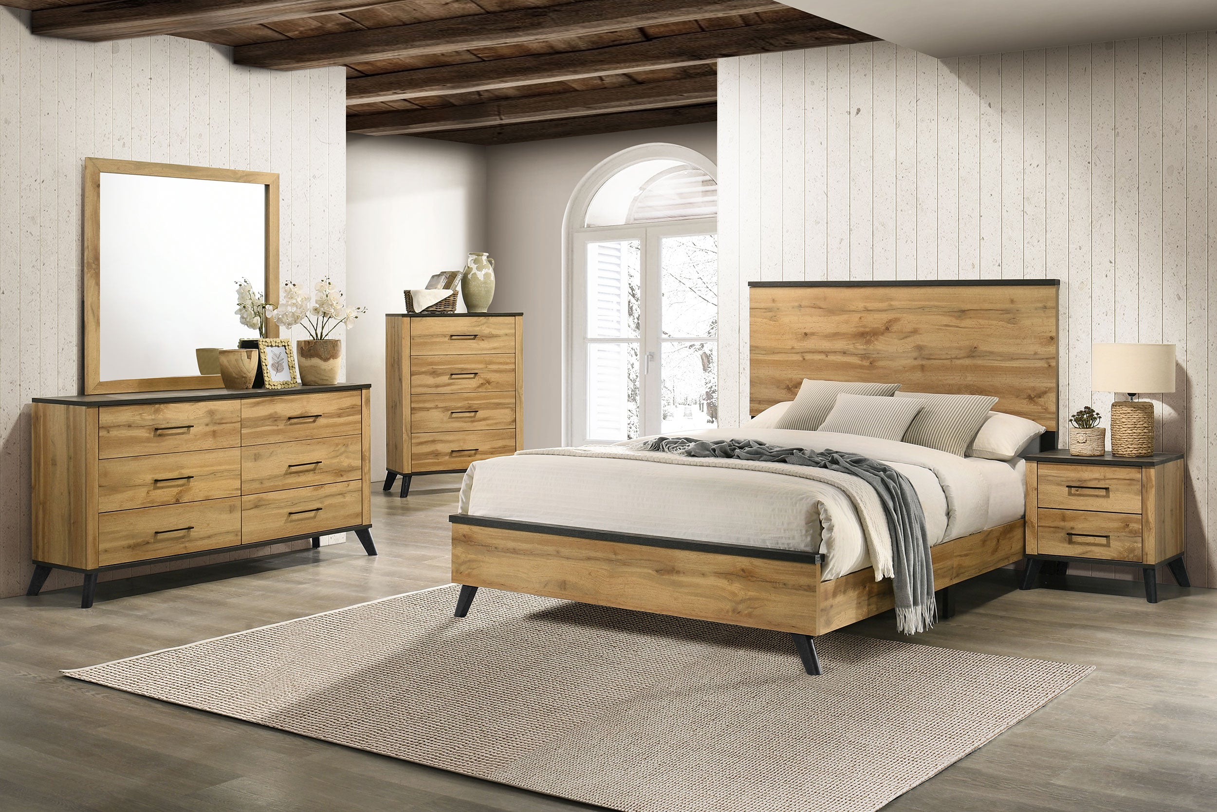 Kaywood 4 & 5 Pc Bedroom Set Full, E.King, Queen & Twin