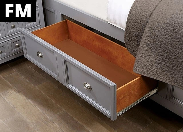 Castlile Bed
