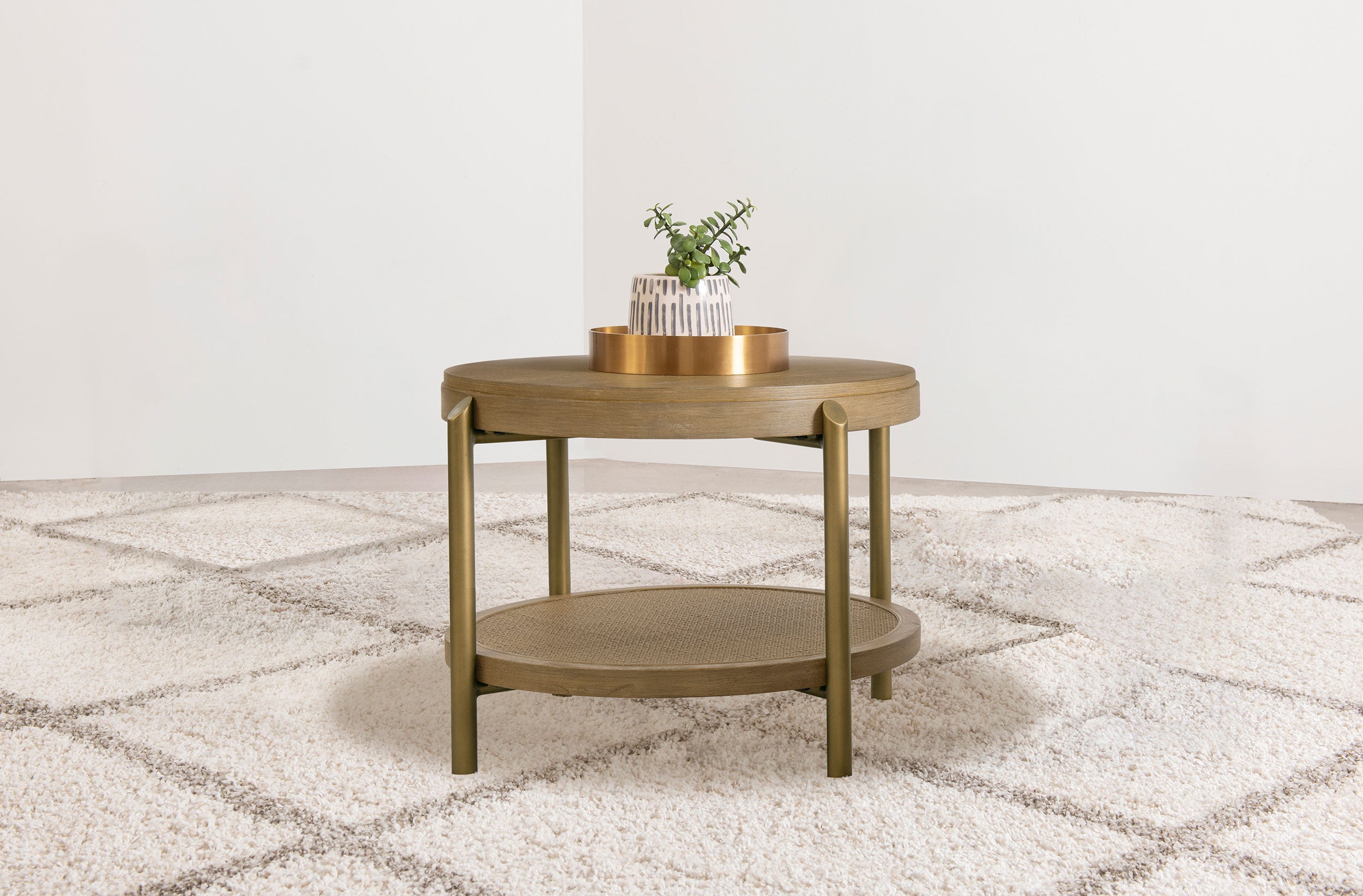 Arini End Table - Joseph's Furniture (East Orange, NJ)