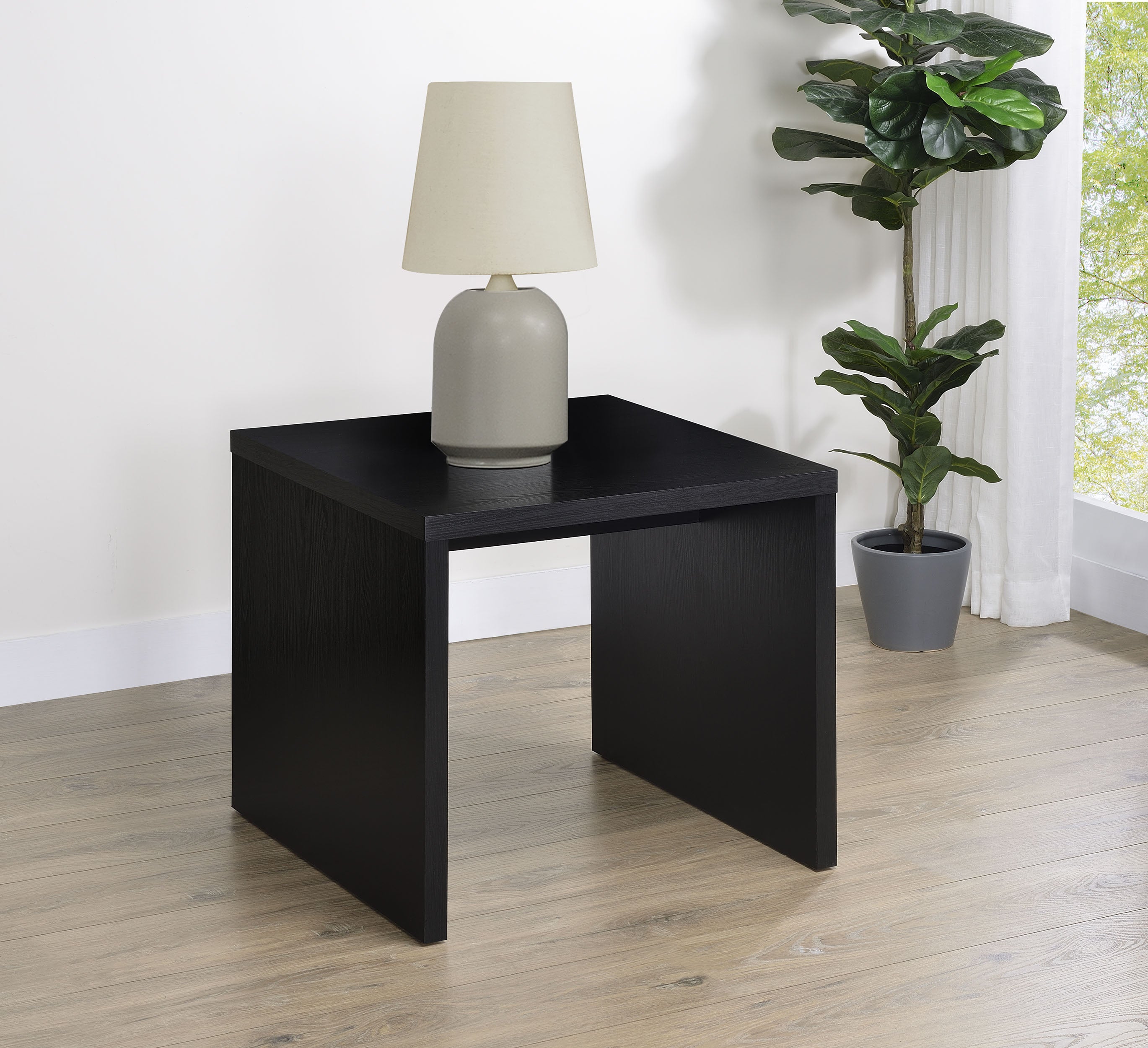 Knapp End & Side Tables