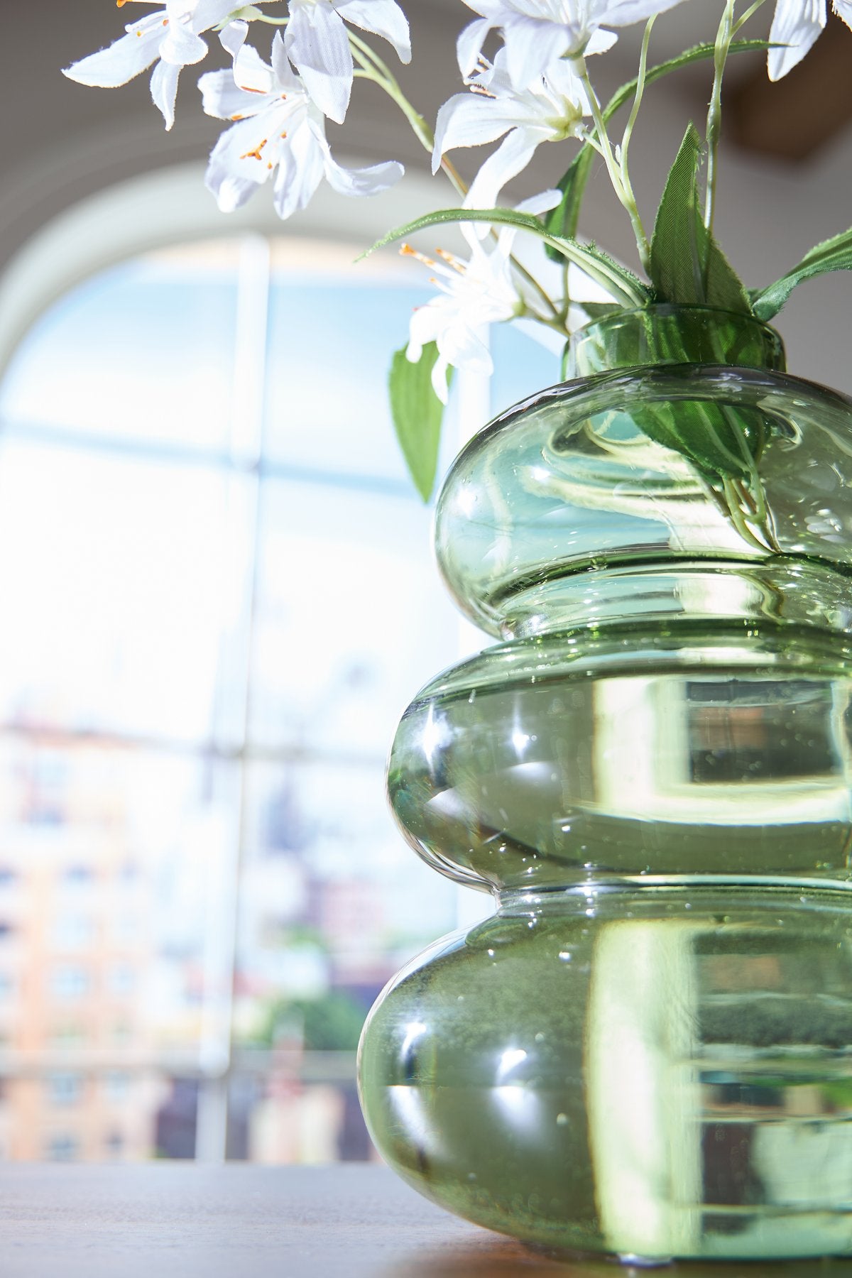 Renethorne Vase - Joseph's Furniture (East Orange, NJ)