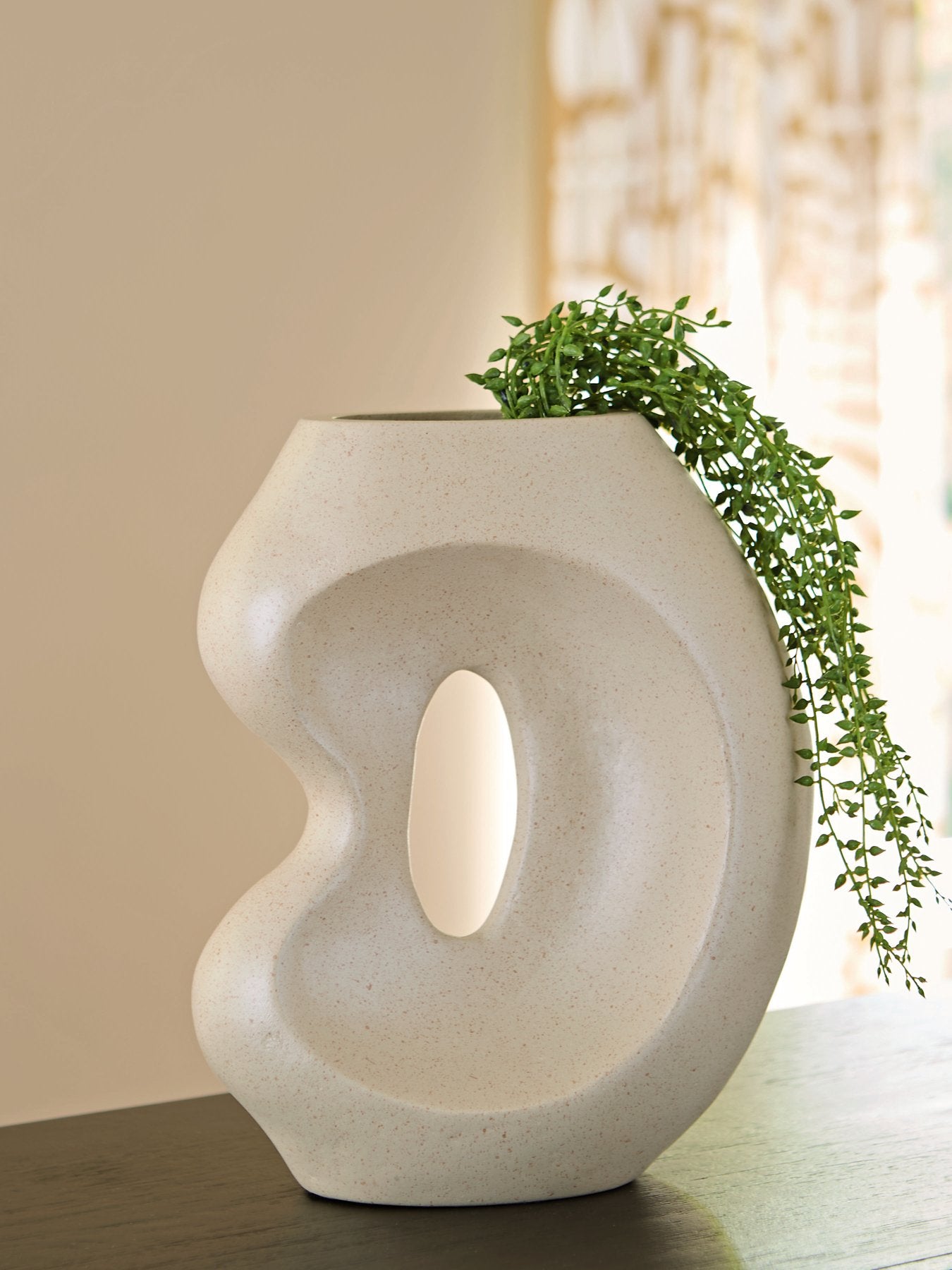 Odion Vase - Joseph's Furniture (East Orange, NJ)