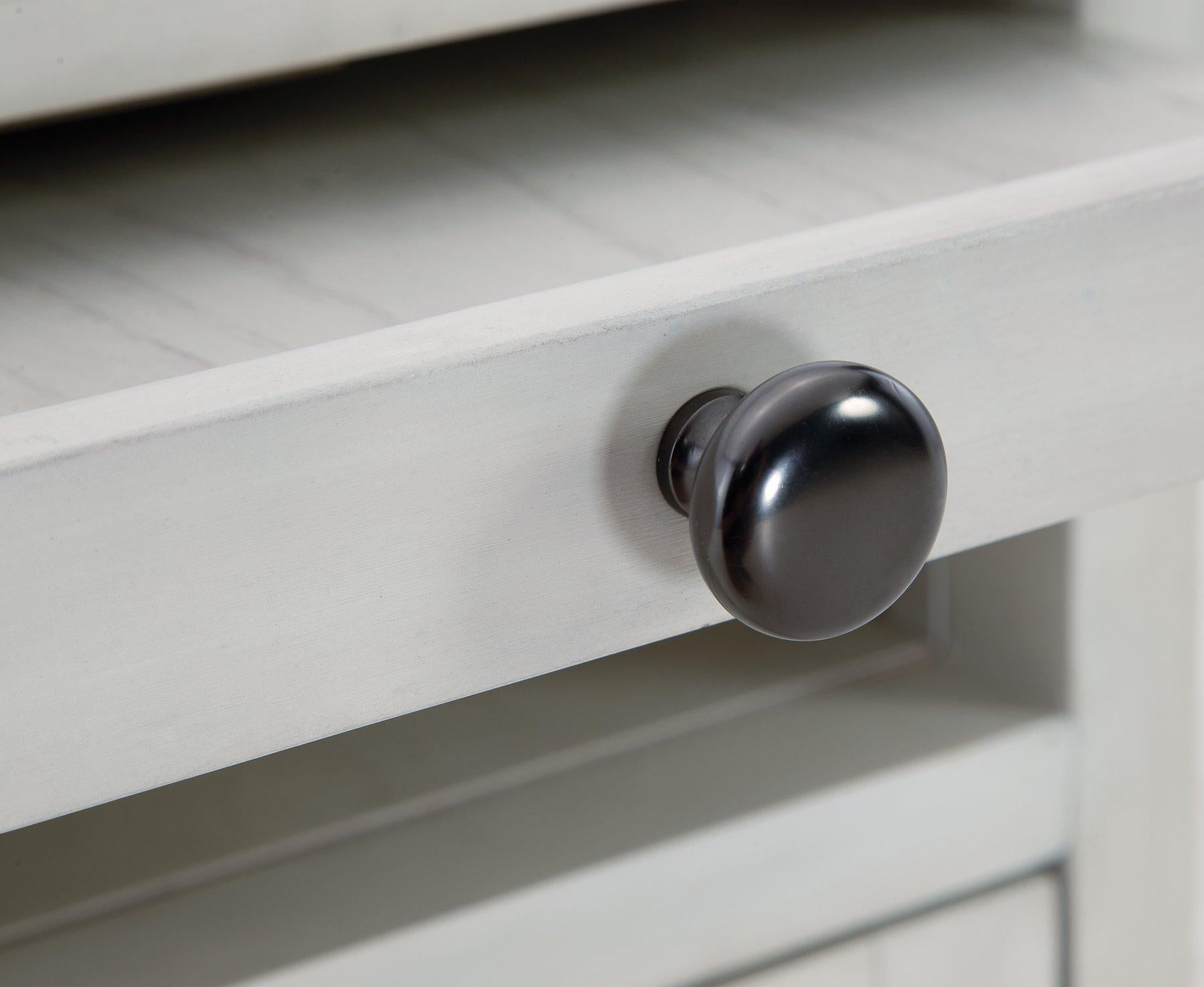 Treytown Chairside End Table - Joseph's Furniture (East Orange, NJ)