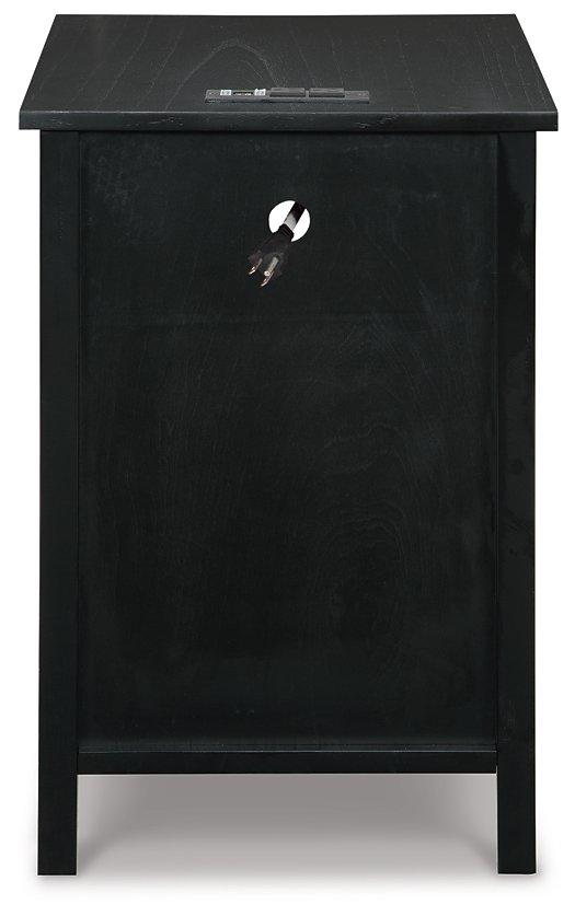 Treytown Chairside End Table - Joseph's Furniture (East Orange, NJ)