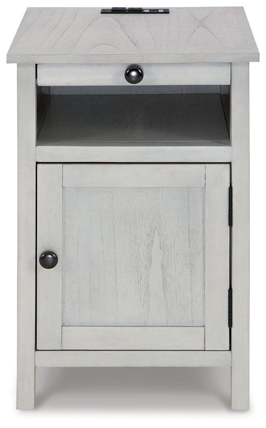 Treytown Chairside End Table - Joseph's Furniture (East Orange, NJ)