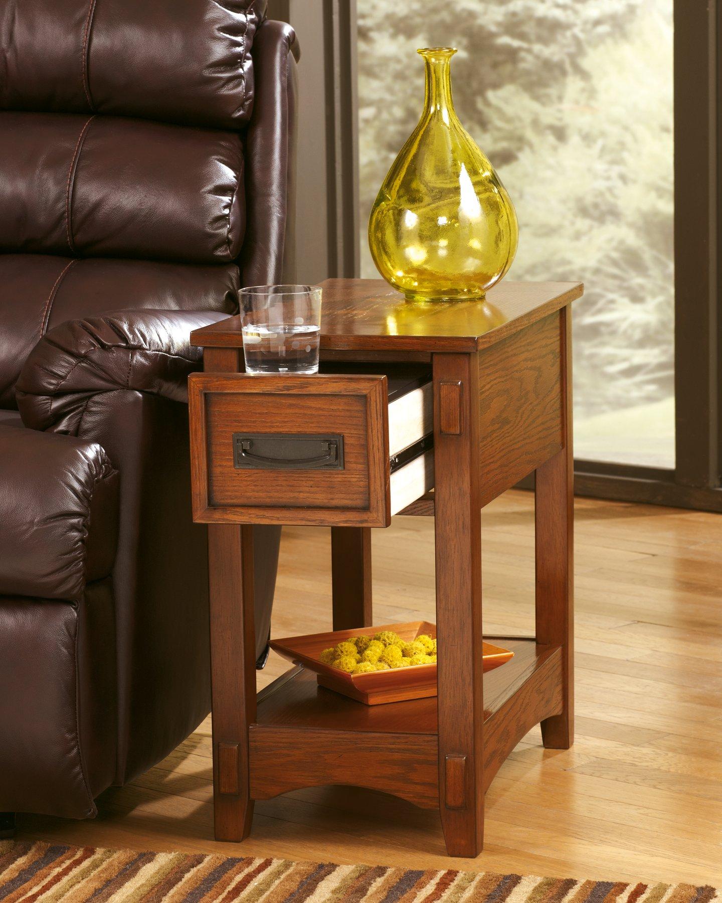 Breegin Chairside End Table - Joseph's Furniture (East Orange, NJ)