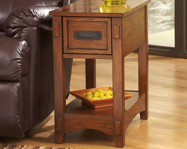 Breegin Chairside End Table - Joseph's Furniture (East Orange, NJ)