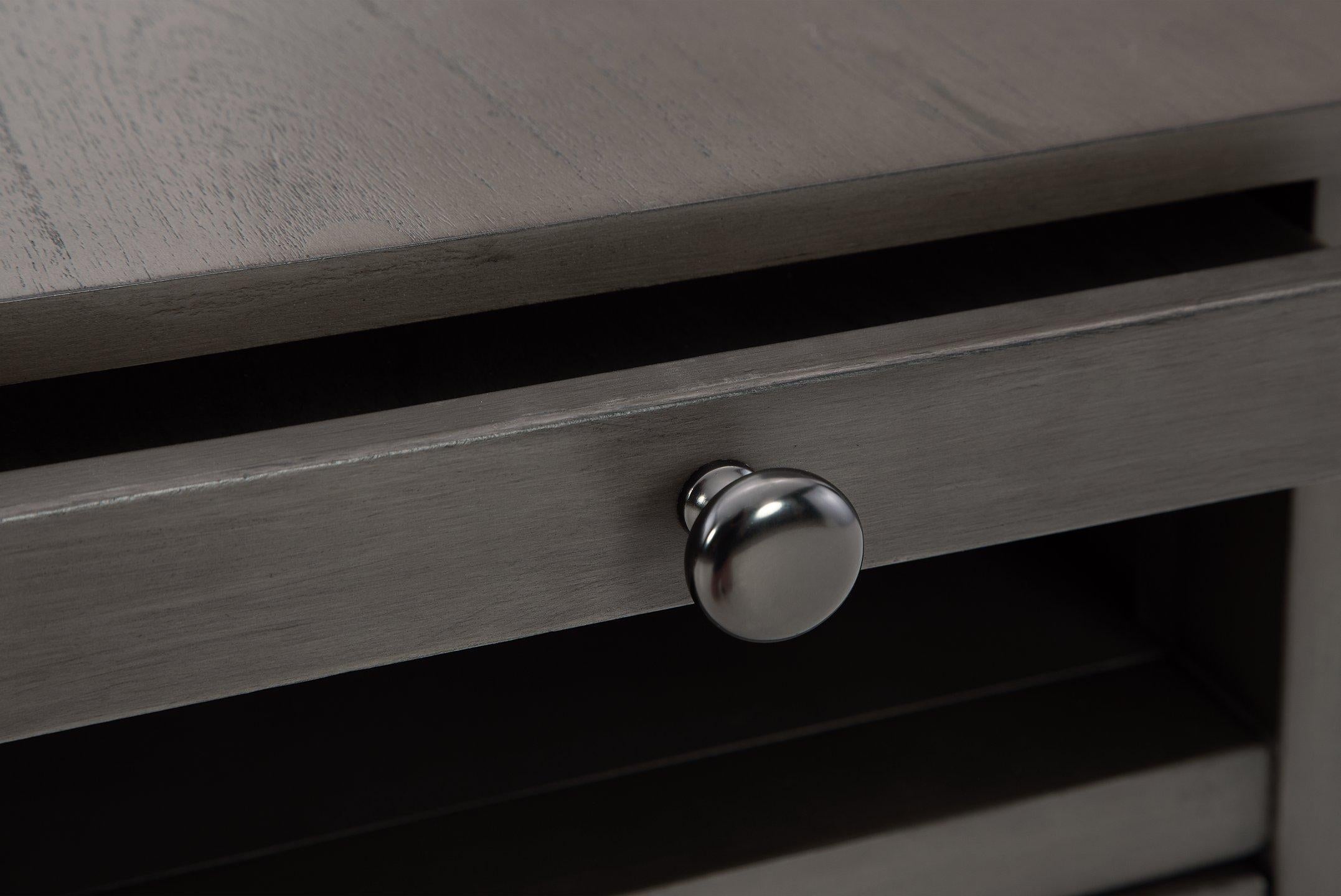 Treytown Chairside End Table - Joseph's Furniture (East Orange, NJ)