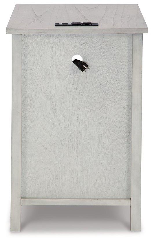 Treytown Chairside End Table - Joseph's Furniture (East Orange, NJ)