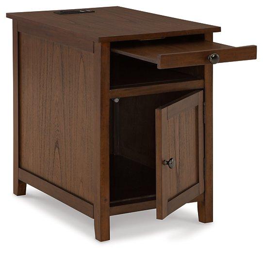 Treytown Chairside End Table - Joseph's Furniture (East Orange, NJ)
