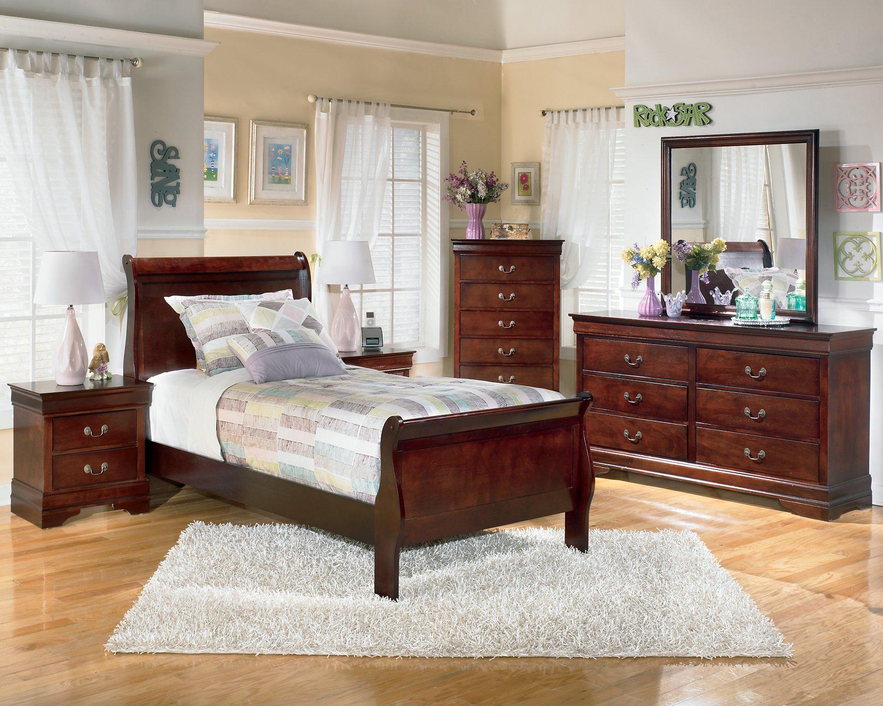 Alisdair Bedroom Set - Joseph's Furniture (East Orange, NJ)