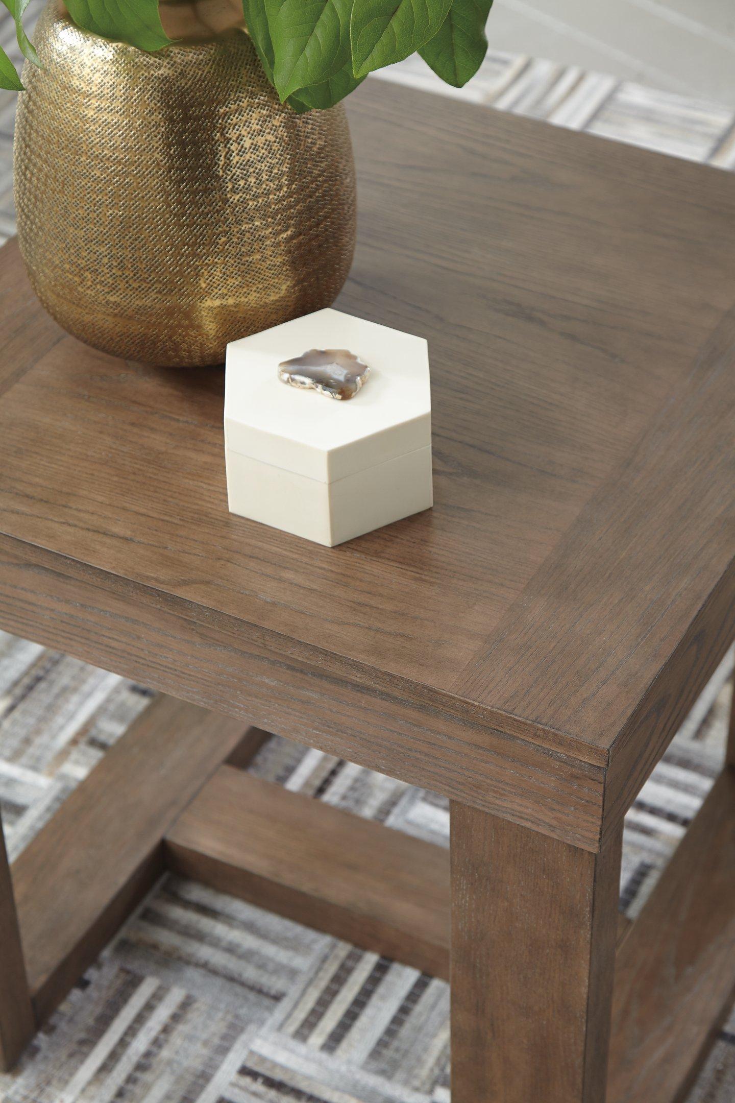 Cariton End Table - Joseph's Furniture (East Orange, NJ)