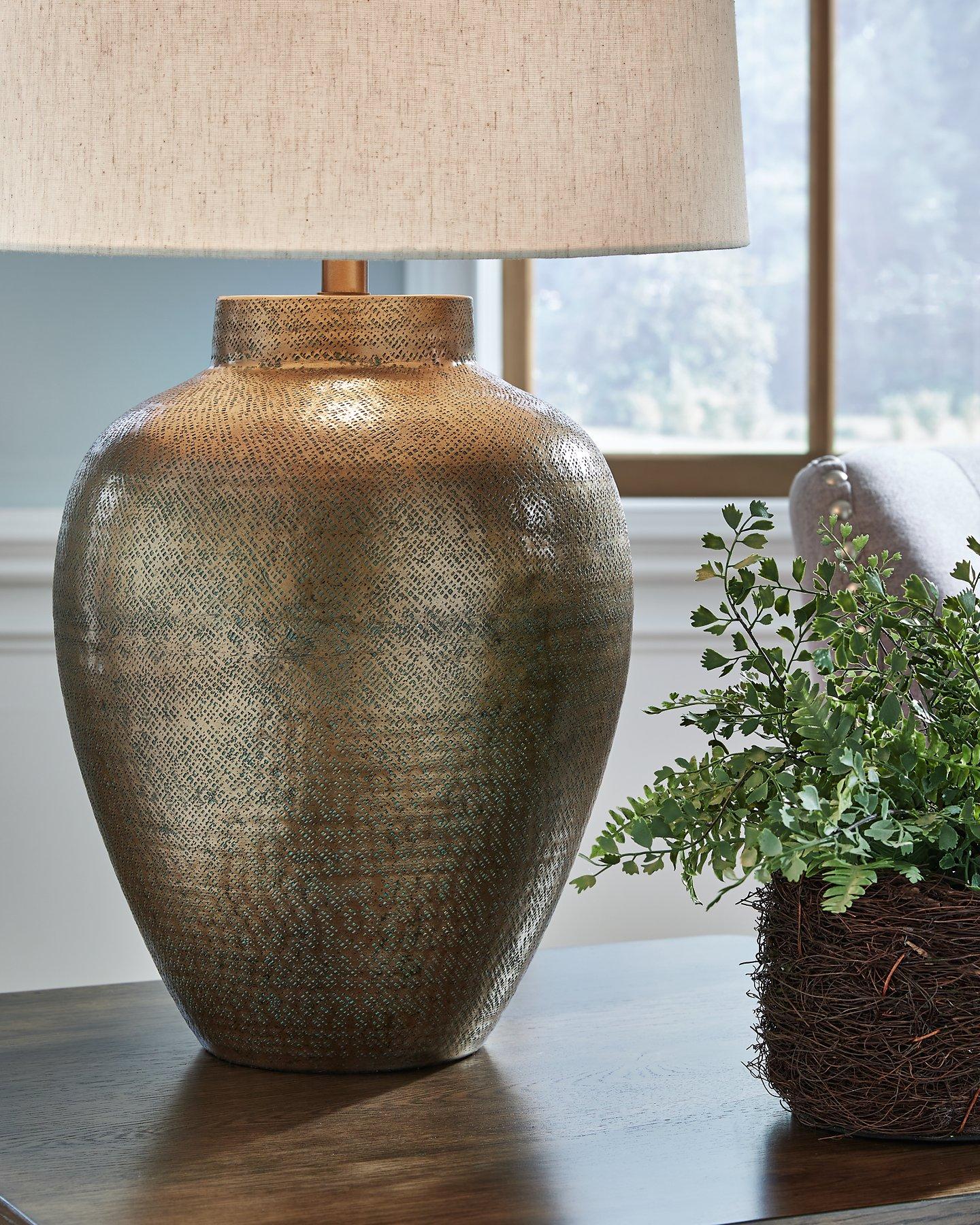 Madney Lamp Set - Joseph's Furniture (East Orange, NJ)