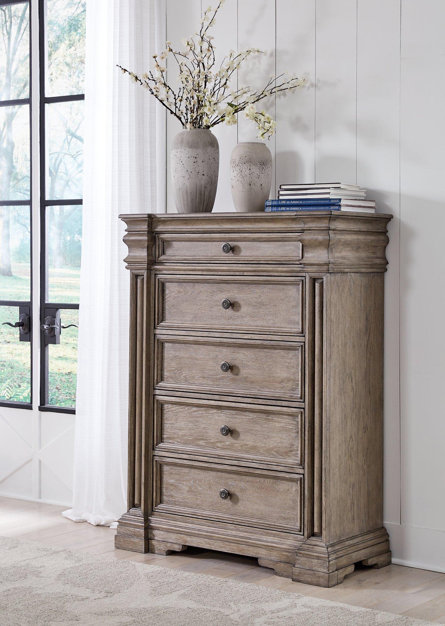 Blairhurst Chest of Drawers - Joseph's Furniture (East Orange, NJ)