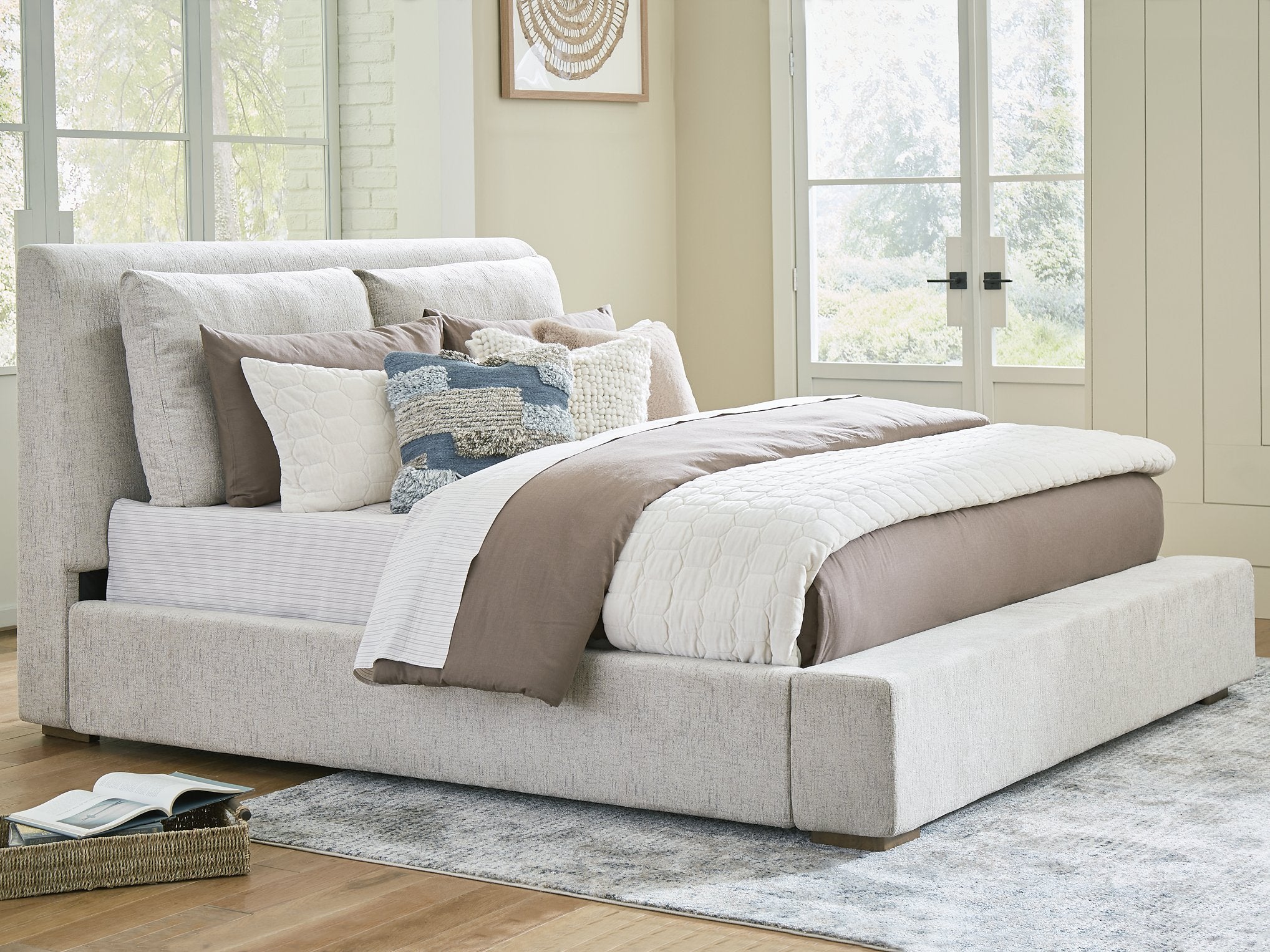 Cabalynn Upholstered Bed - Joseph's Furniture (East Orange, NJ)
