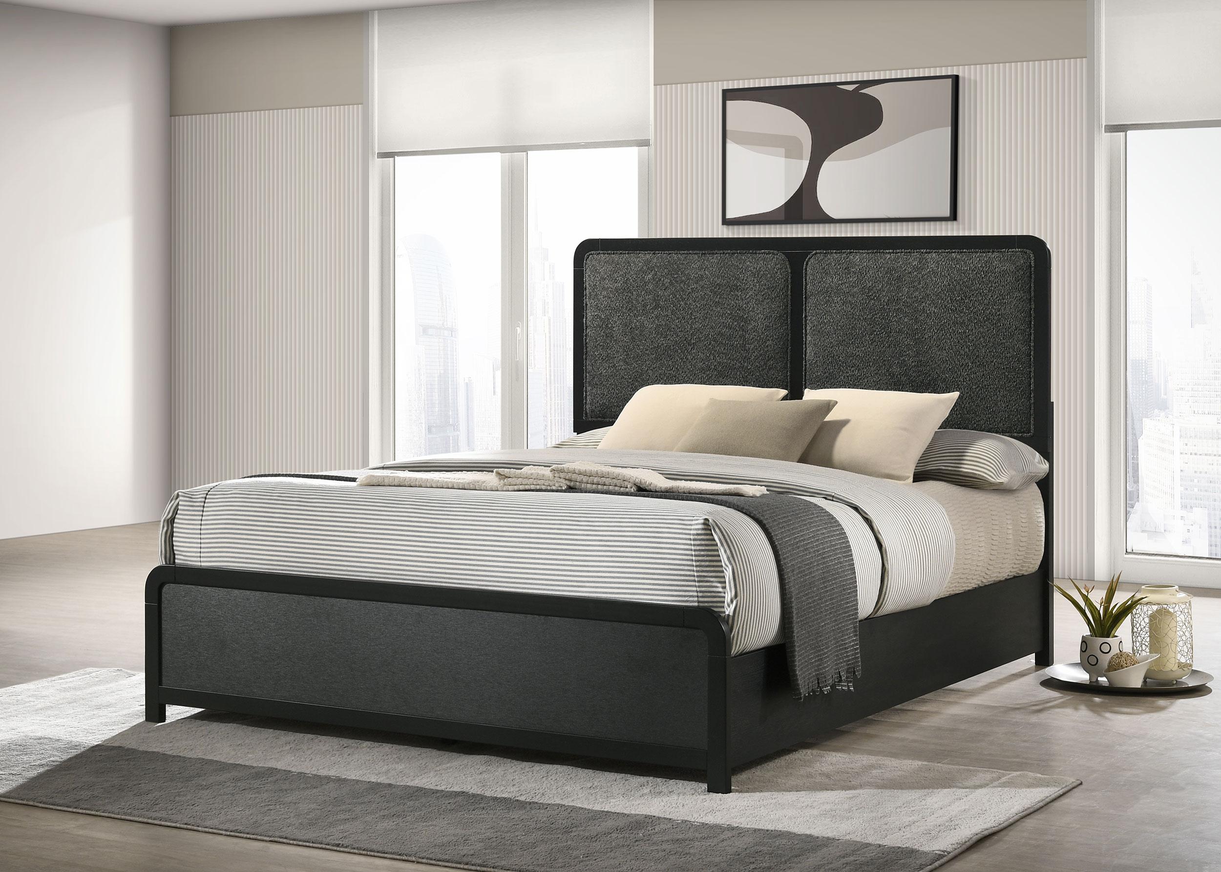 Cavelle Panel Bed