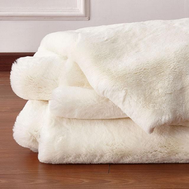 Caparica Off White Throw, Off White - Joseph's Furniture (East Orange, NJ)