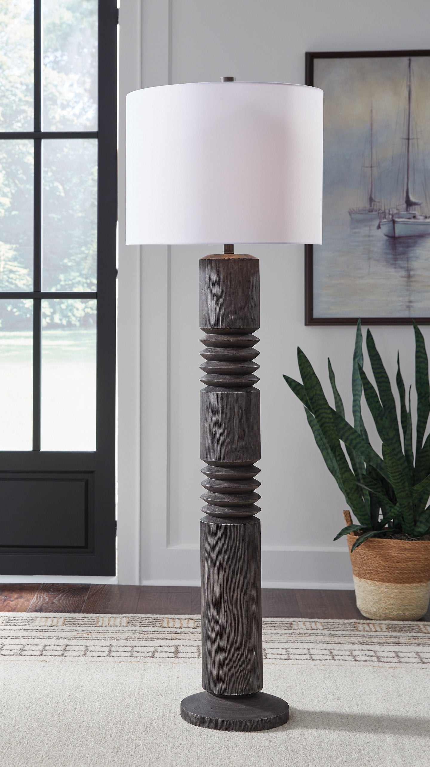 Fainwell Floor Lamp - Joseph's Furniture (East Orange, NJ)