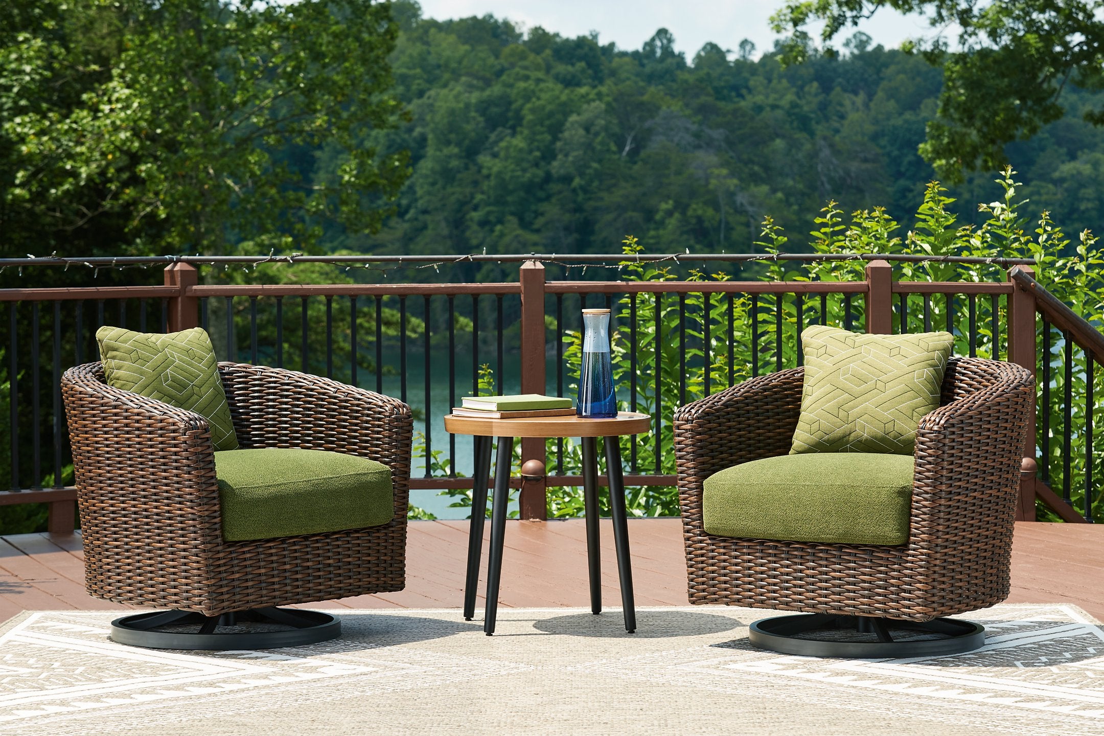 Horizon Hall Outdoor Package - Joseph's Furniture (East Orange, NJ)