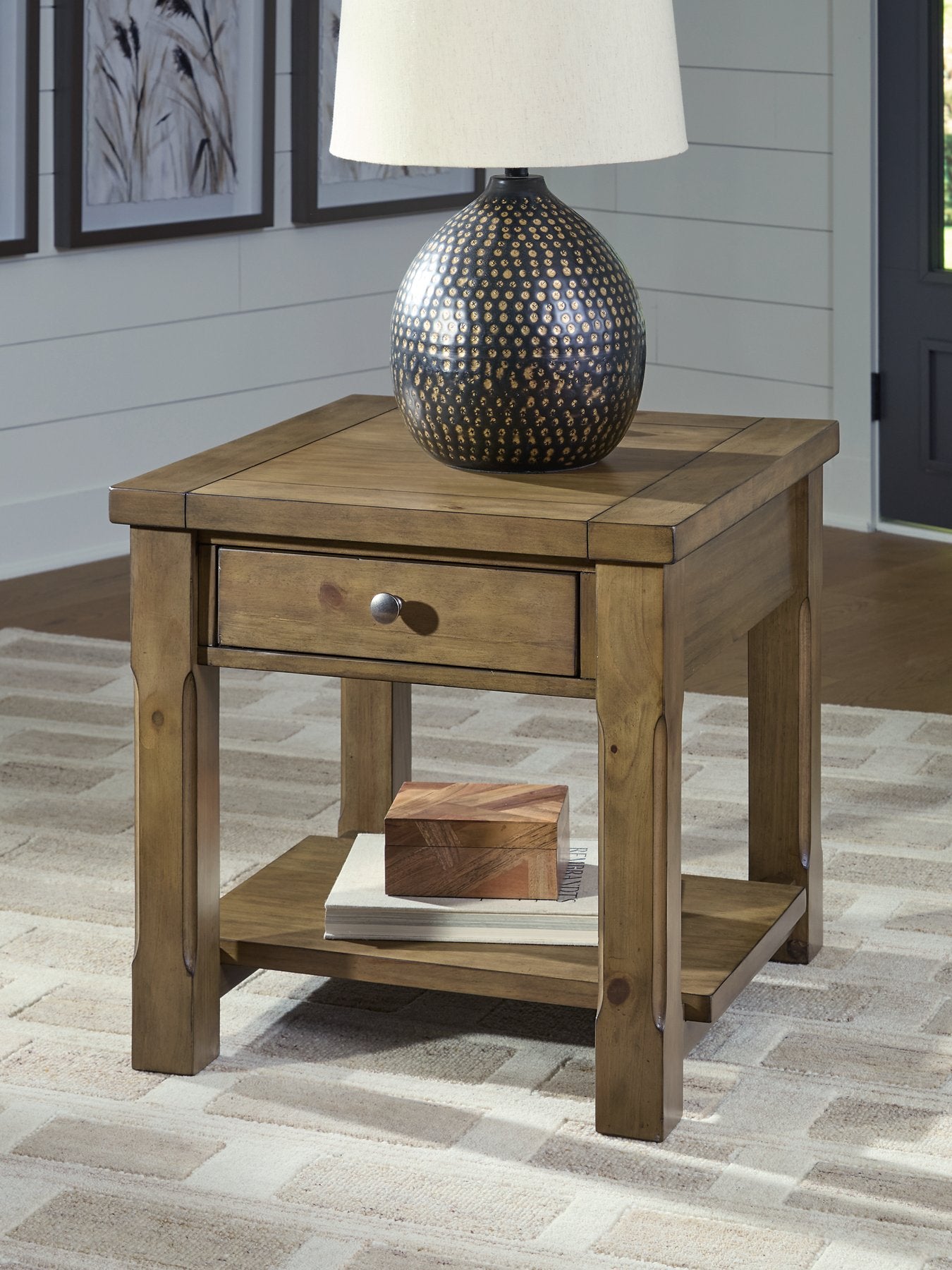 Vandenmore End Table - Joseph's Furniture (East Orange, NJ)