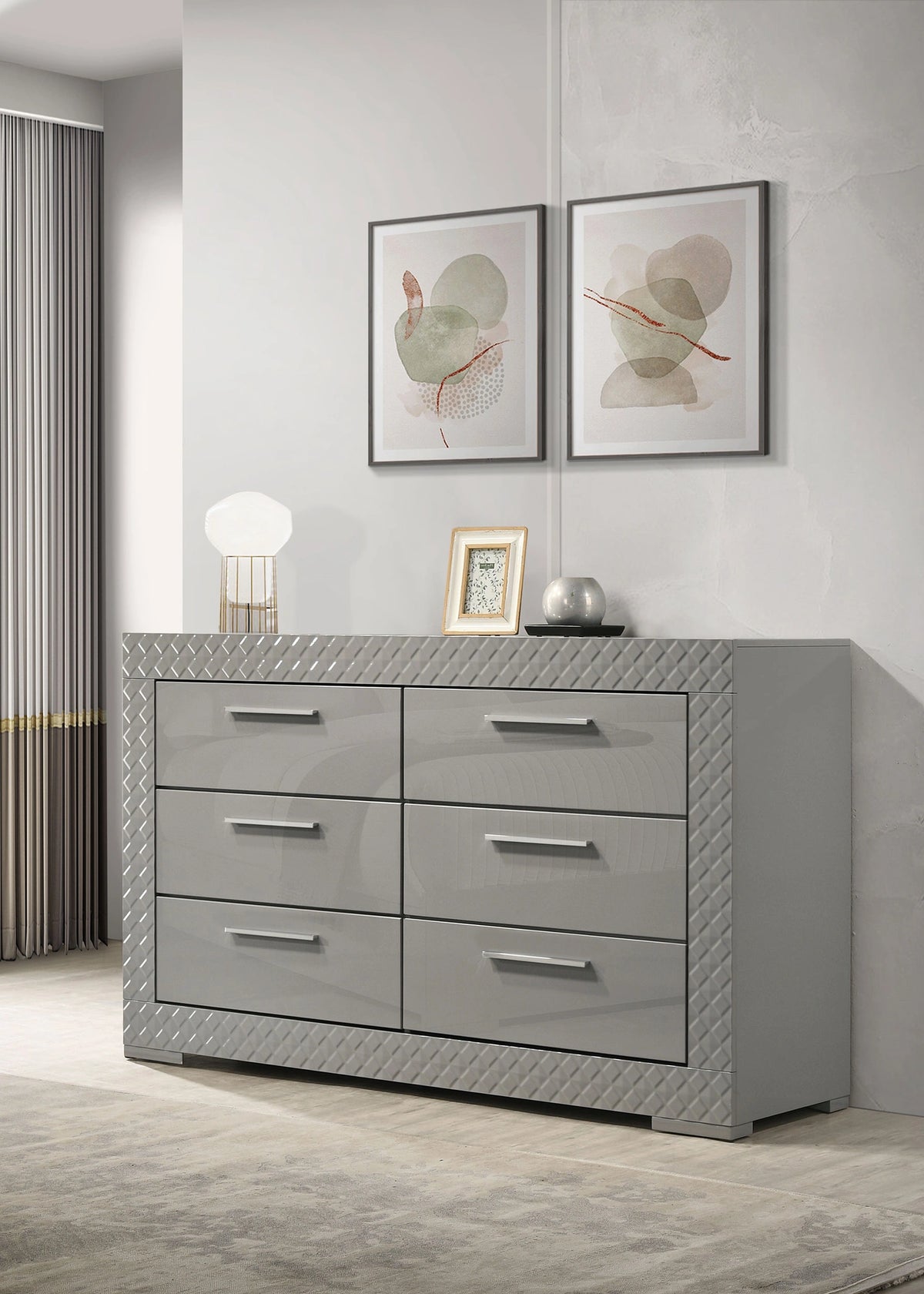 Ives Dresser