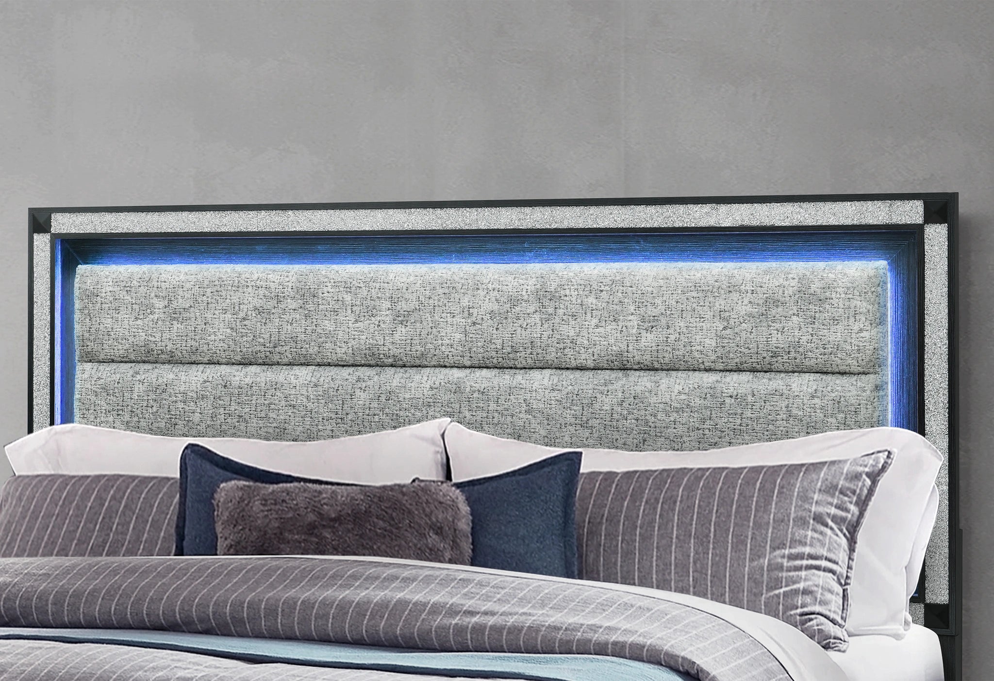 Soleil Bed Group with Cooler and Speaker