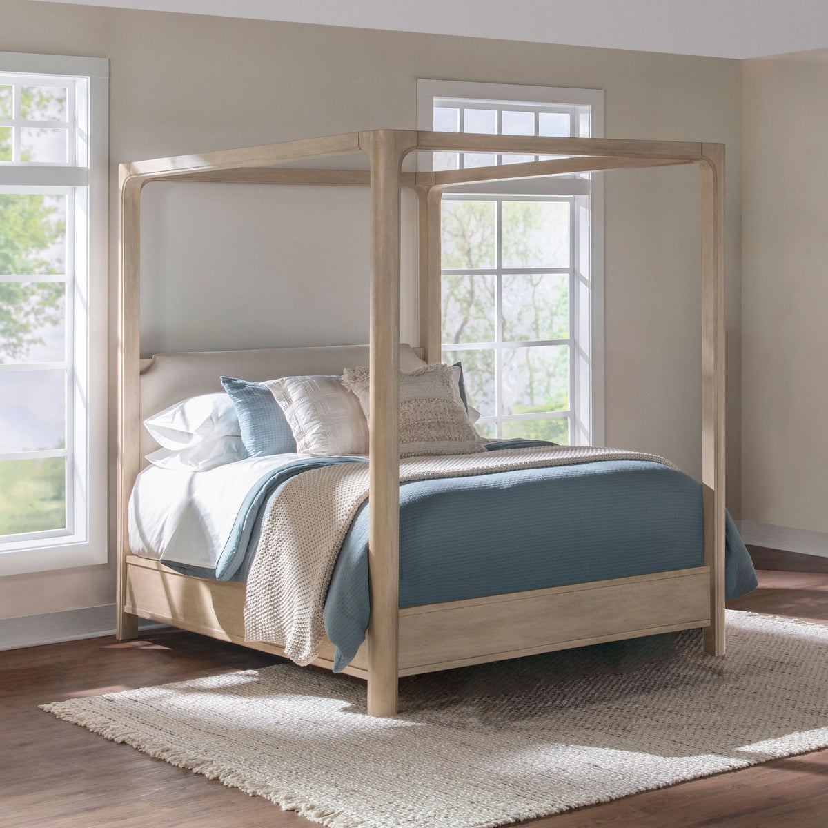 Solano Canopy Panel Platform Bed