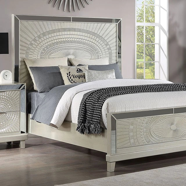 VALLETTA E.King & Queen Bed