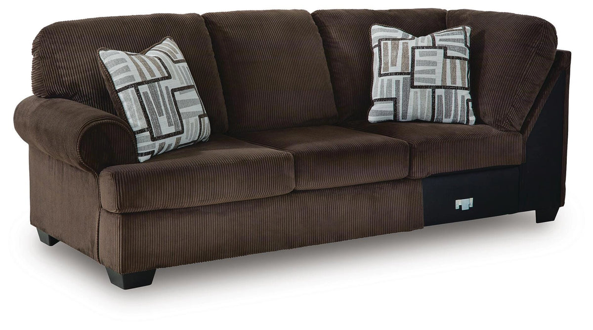 Kimlee Sectional with Chaise