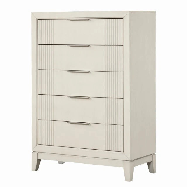 Isadore Chest