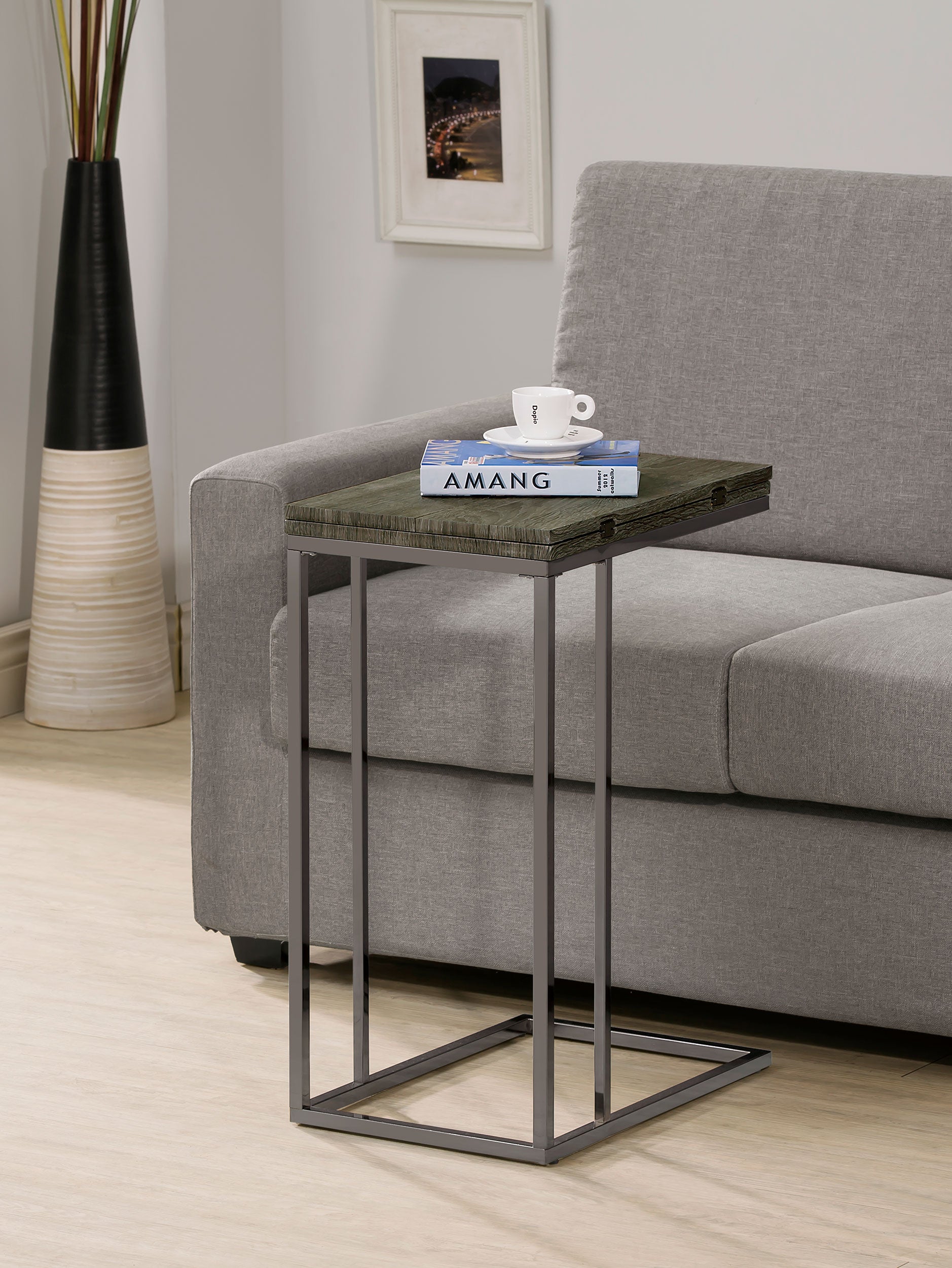 Pedro Side Table