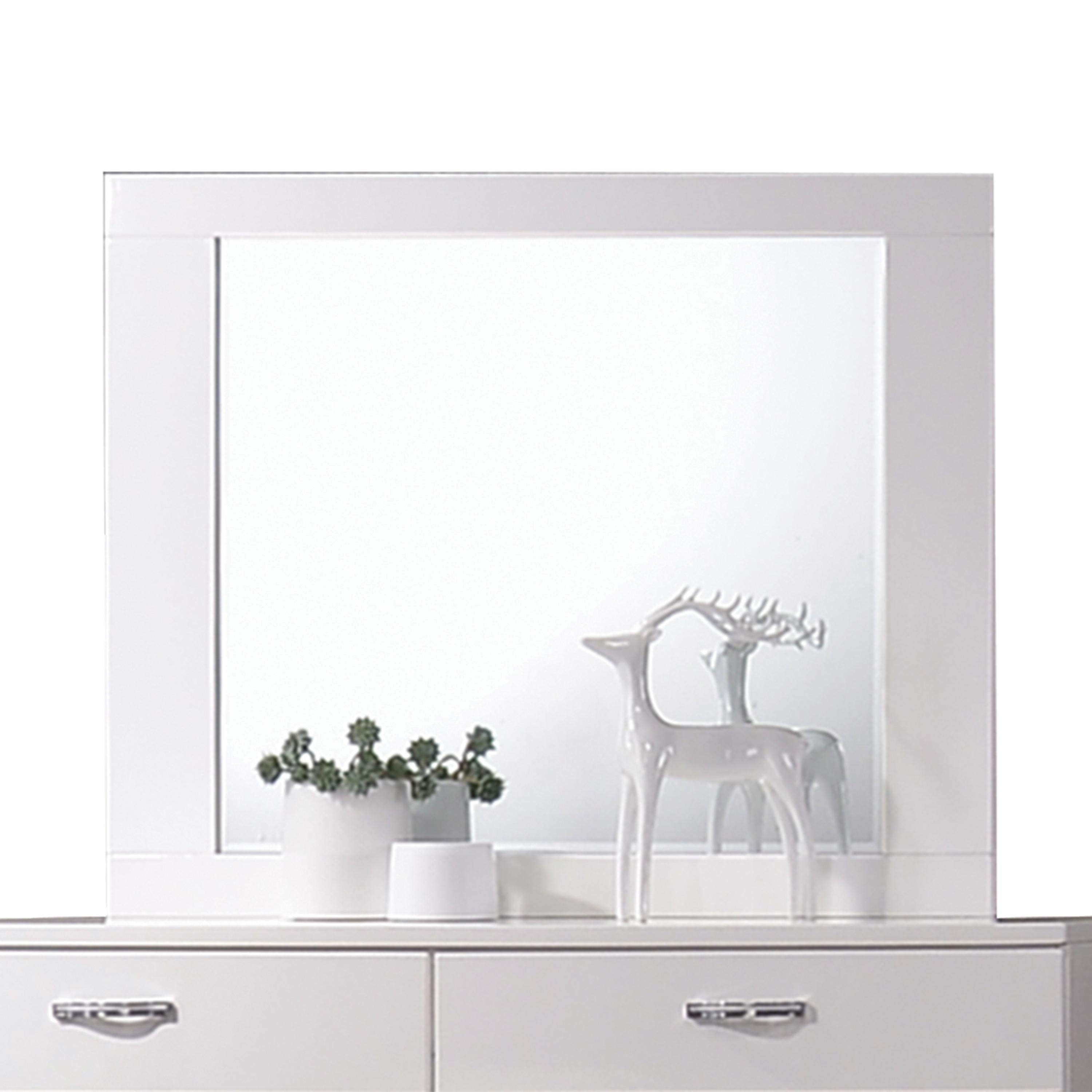 Naima II White High Gloss Mirror - Joseph's Furniture (East Orange, NJ)
