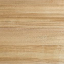 Kinlanni Upholstered Bed