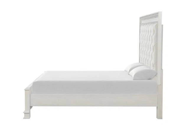 Stella Mia 4 Pc 5 Pc Queen Bedroom Set White