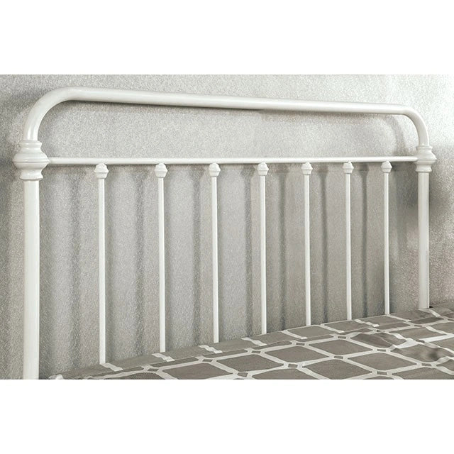 IRIA Vintage White Cal.King, E.King, & Full Bed