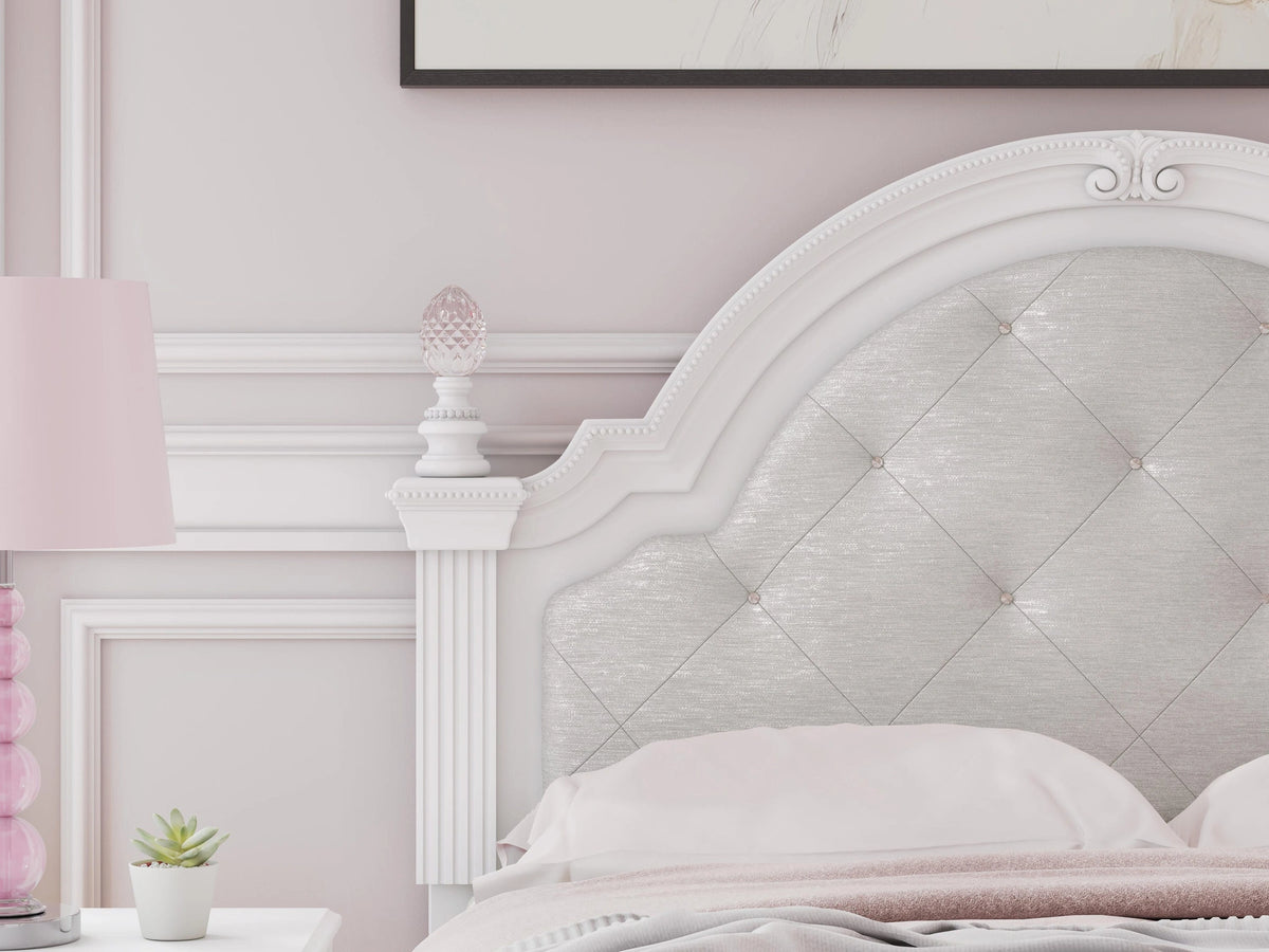 Kozlani Upholstered Bed