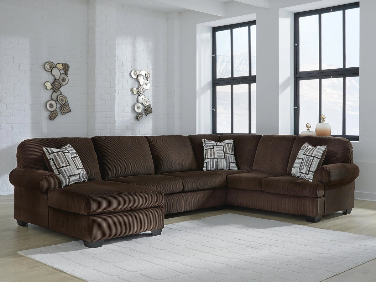 Kimlee Sectional with Chaise